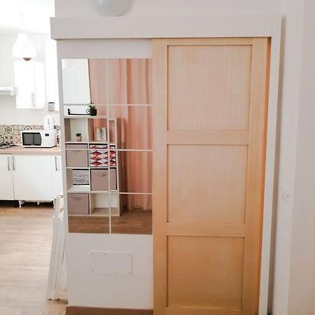 Thekeystudio, Studio Beige Nel Centro, 4 Minuti Dal Mare Бордихера Екстериор снимка